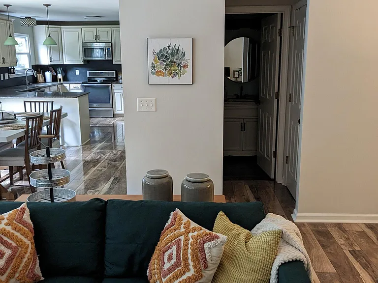 2905 Buckner Ln — Photo 10