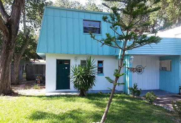 2nd image of 20 Sugarberry Cir
