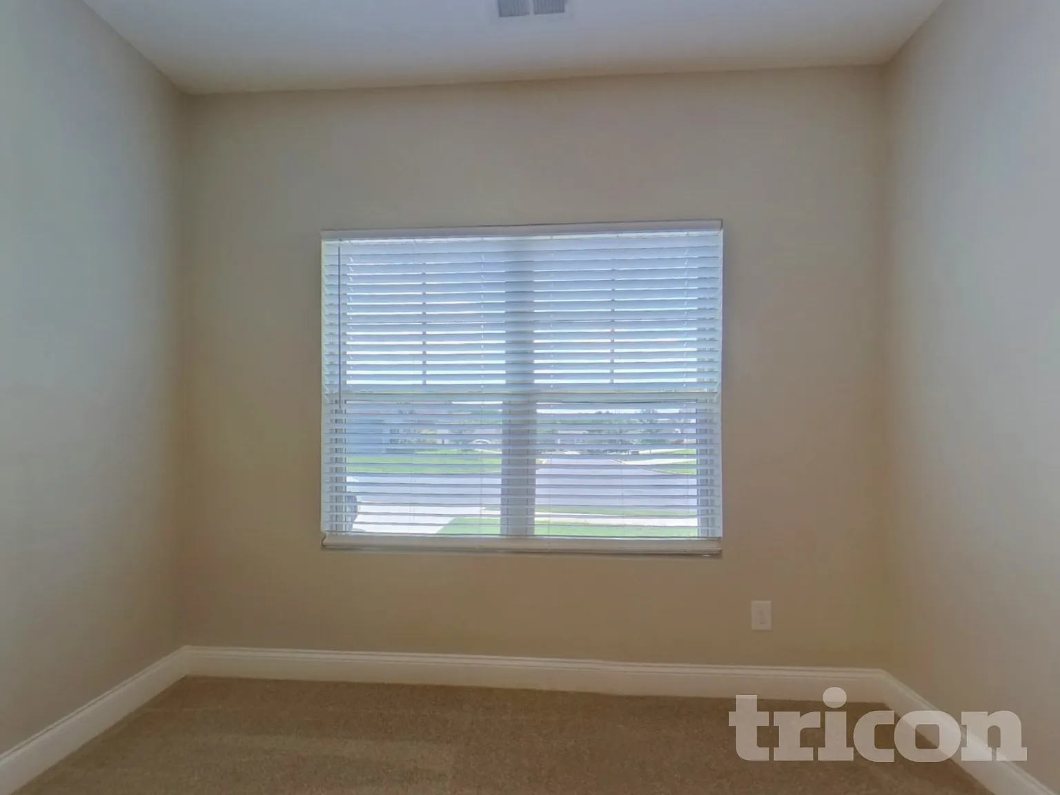 620 Stable View Loop Dallas GA — Photo 3