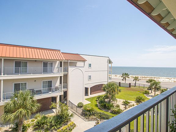 3rd image of 1453 E Beach Blvd APT 317