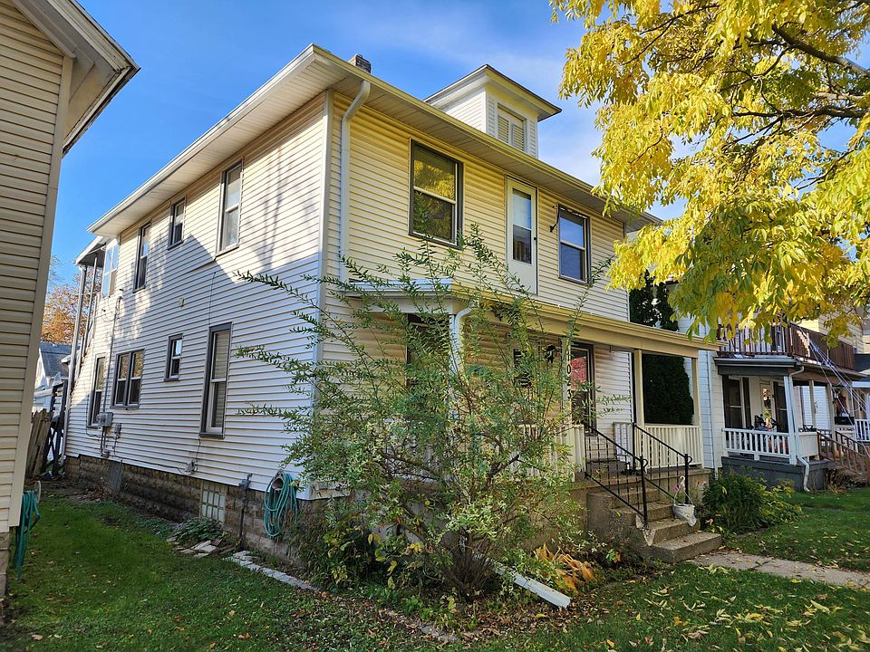 1st image of 1023 Pine Ave NW #1A