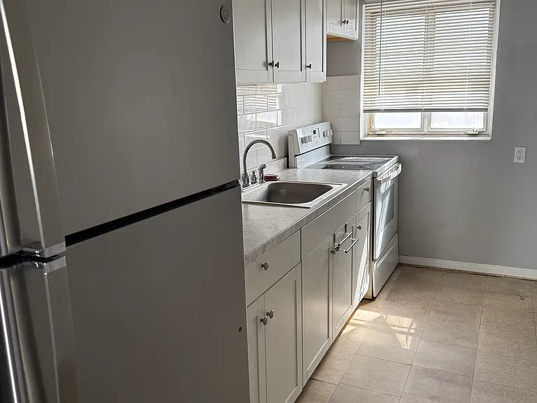 2101 SW 3rd Ave #5 — Photo 10