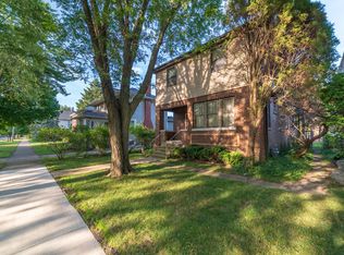 4331 Dubois Ave, Brookfield, IL 60513