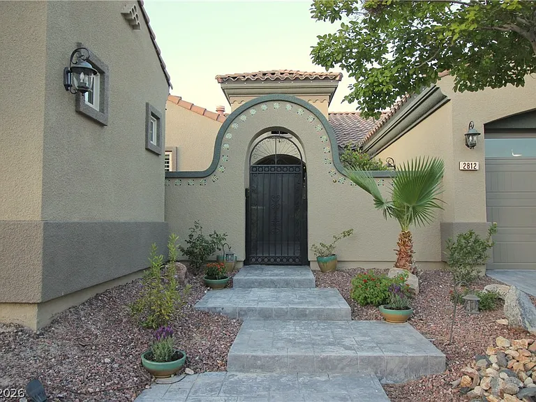 2812 Sisteron Ct — Photo 39