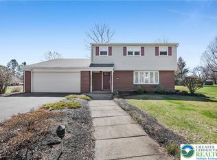1522 Magnolia Dr, Orefield, PA 18069