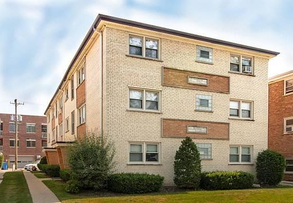 2nd image of 6771 N Olmsted Ave APT 3