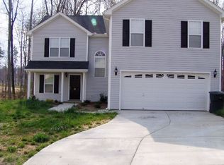 4 Rehobeth Oaks Ct, Greensboro, NC 27406