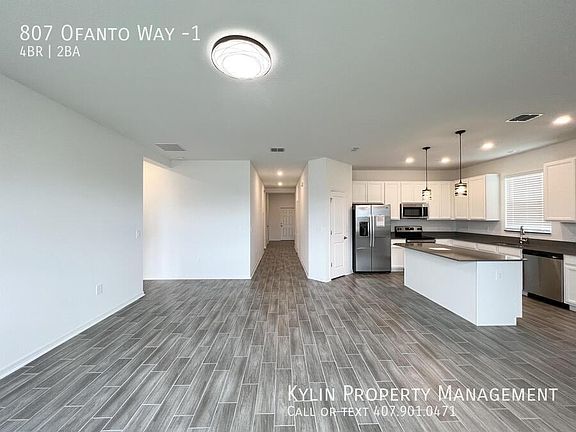 3rd image of 807 Ofanto Way #1