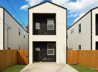 1723 E Crockett St, San Antonio, TX 78202