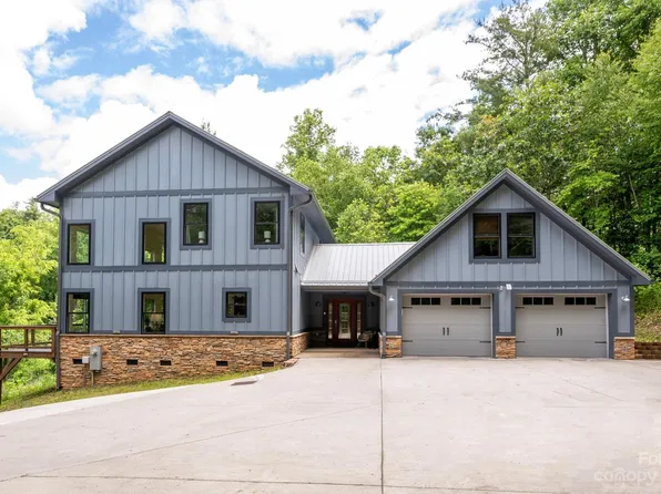 56 Camp Branch Rd, Black Mountain, NC 28711
