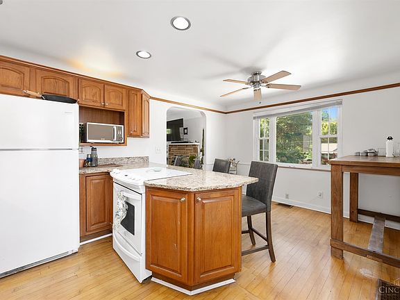4th image of 6040 Pawnee Dr