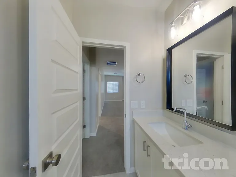 4539 E Grandview St — Photo 15