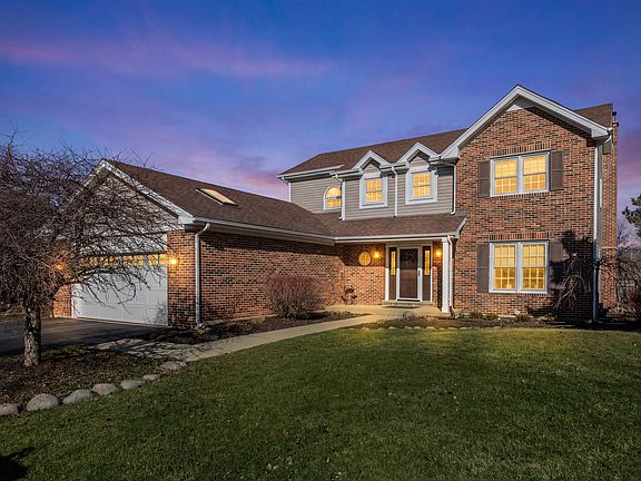 2nd image of 282 Waterford Dr