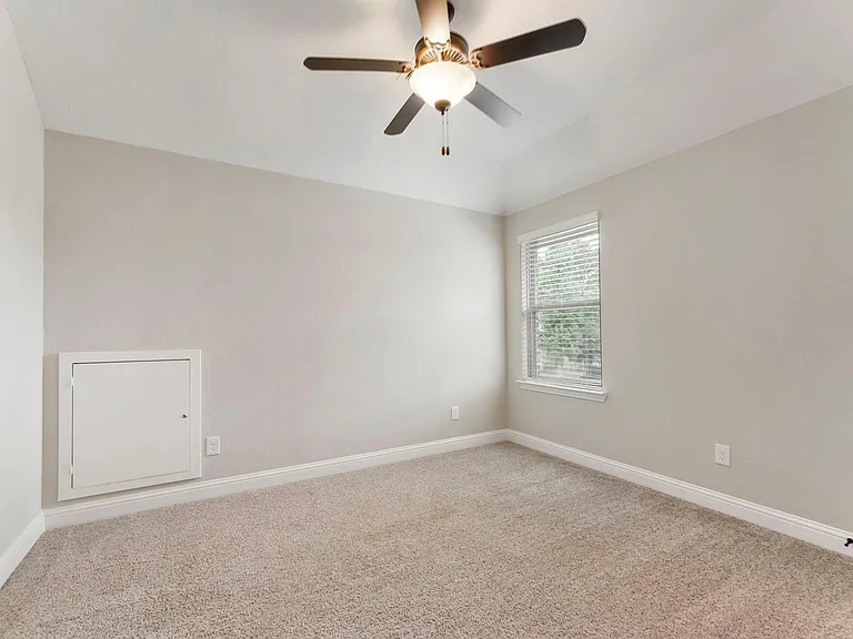 4309 Victoria Pine Dr — Photo 35