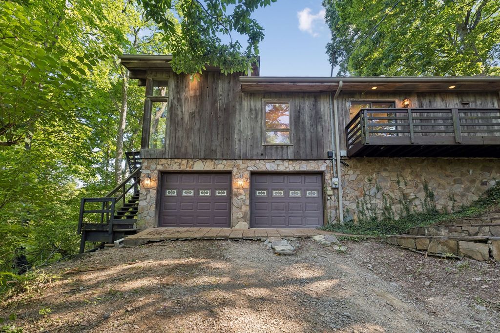 6606 Ormond Dr, Nashville, TN 37205 home
