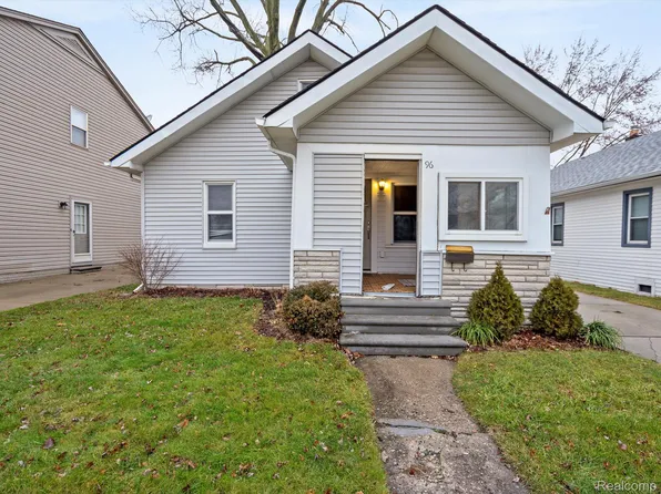 96 W Tacoma St, Clawson, MI 48017