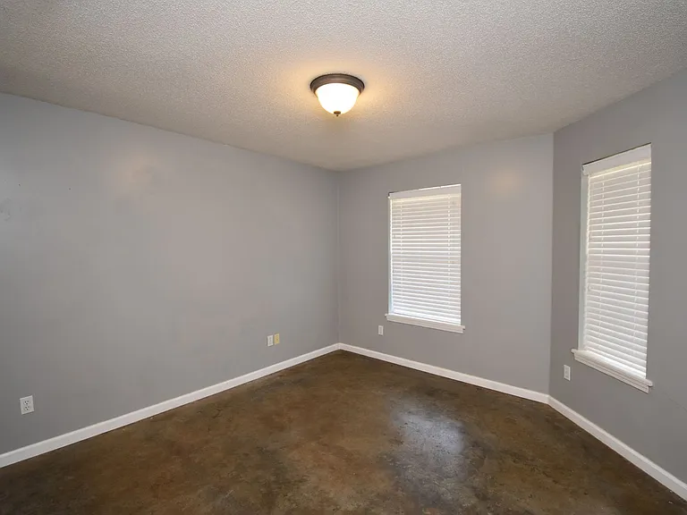 1172 Christpher Ln — Photo 7