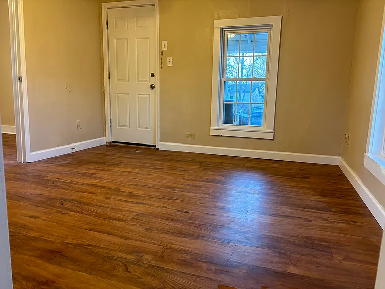 1419 S Fern St — Photo 6