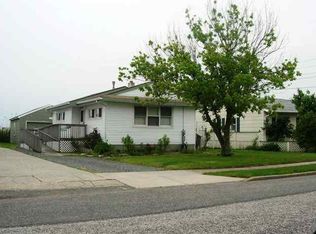 3711 Oxford Ln, Ocean City, NJ 08226