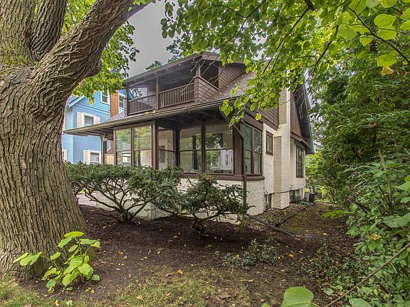 2nd image of 1078 Ferdon Rd