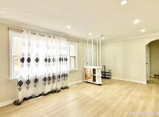 132 Manse Rd #1, Toronto, ON M1E3V1