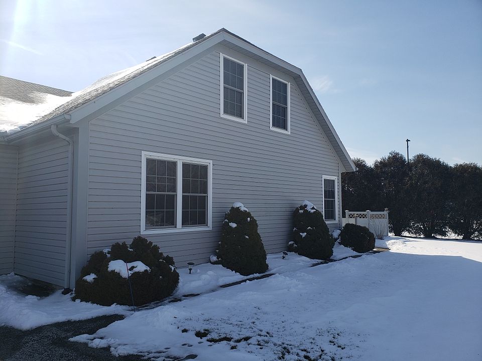 1st image of 155 Stonegate Blvd