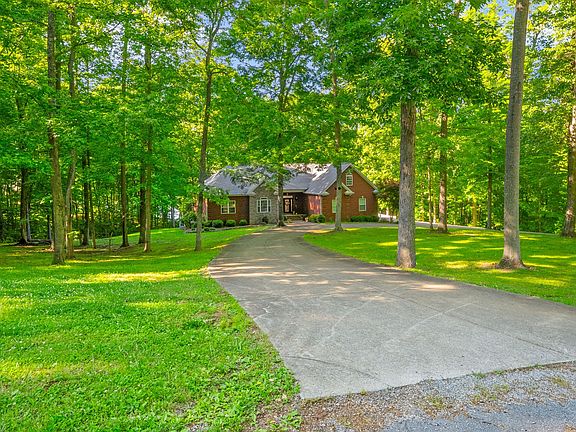 2nd image of 118 Periwinkle Hill Rd