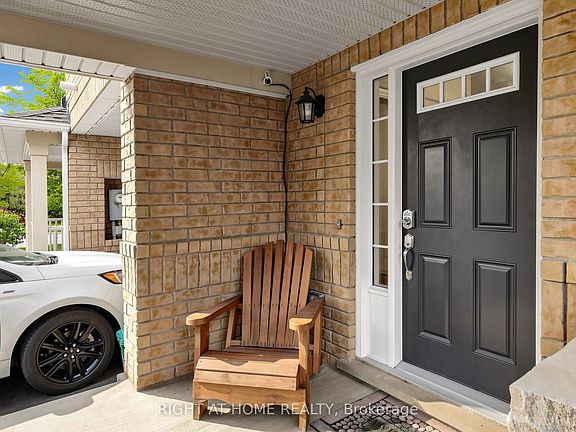 4th image of 252 Wetenhall Lndg