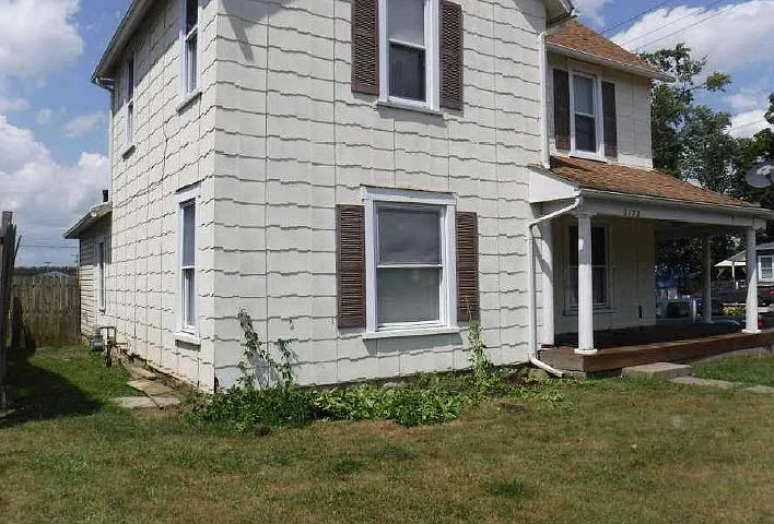 2172 Columbus Rd photo 1
