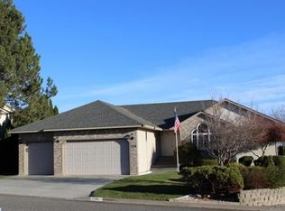 2506 W 37th Ave, Kennewick, WA 99337