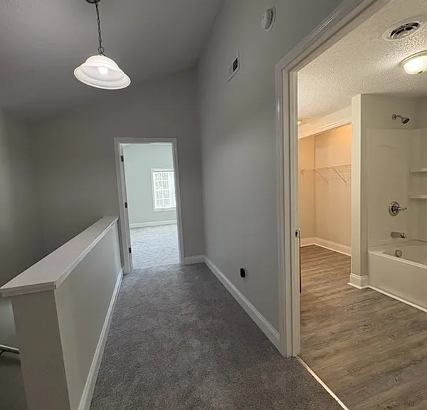 614 N Wilson St — Photo 20