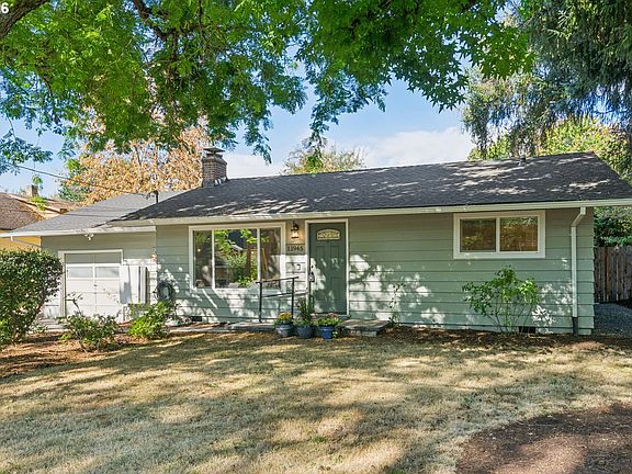 3rd image of 11945 SW 95th Ave