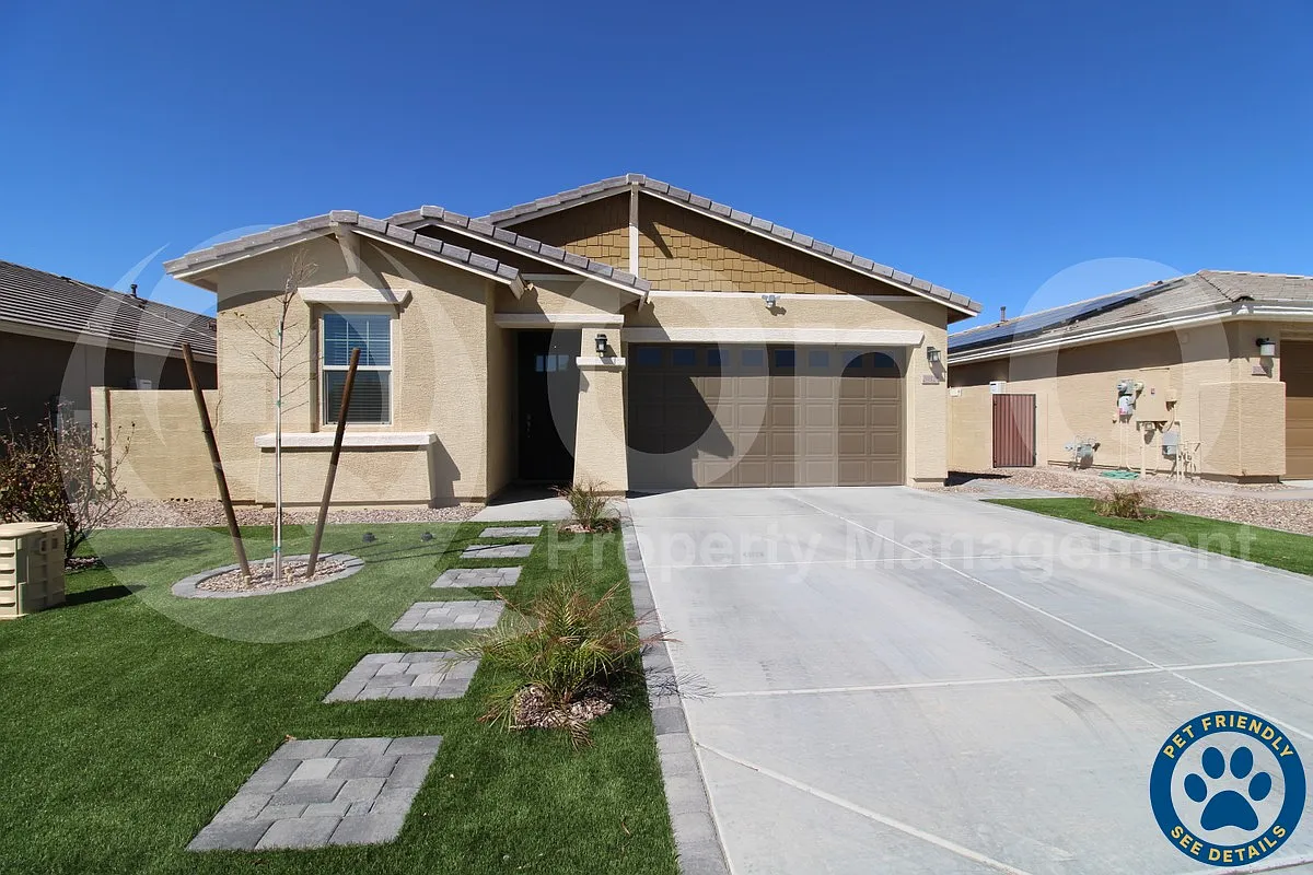 4 bed, 3.0 bath, 1970 sqft, $2,499 — Photo 1