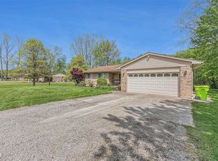 60520 Ray Center Rd, Ray, MI 48096