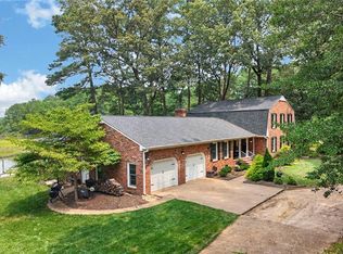 114 Bonito Dr, Yorktown, VA 23692