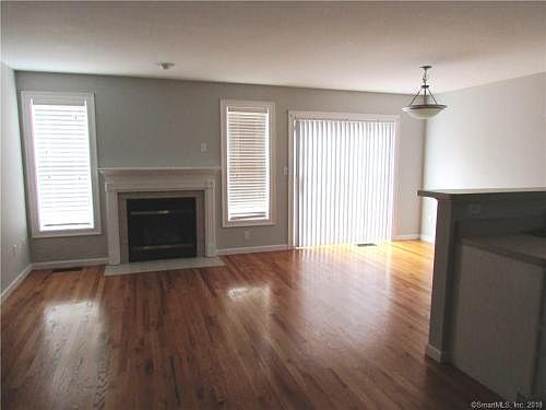 5th image of 157 Leeder Hill Dr APT 205