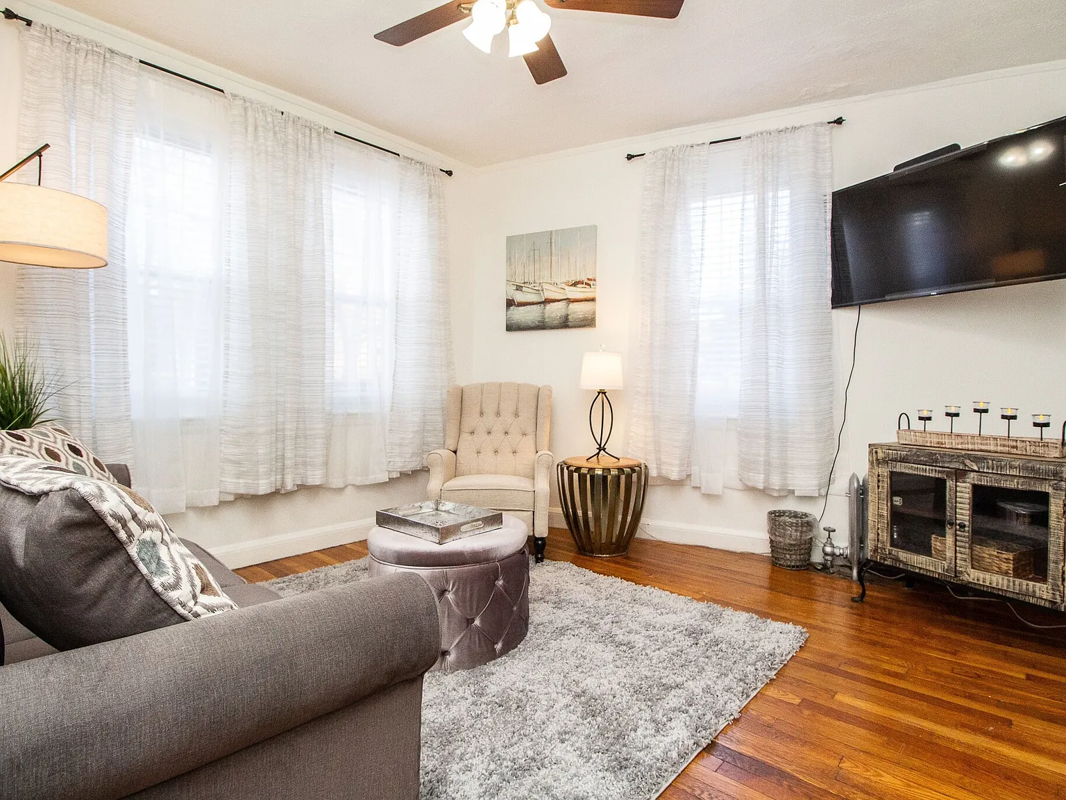 1 bed, 500 sqft, $4,725 — Photo 1