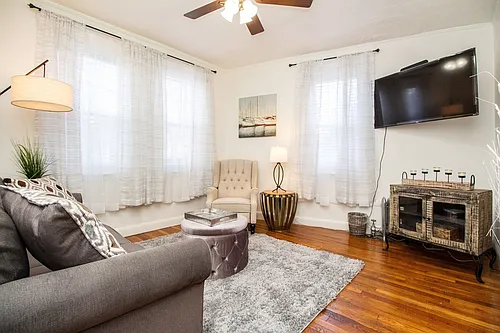 191 Kent St #1 Photo 1