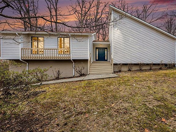 2nd image of 1711 Hanging Valley Ct