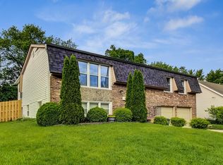 4010 N Firestone Dr, Hoffman Estates, IL 60192