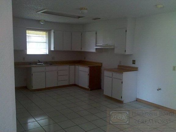 5th image of 1613 El Camino Dr
