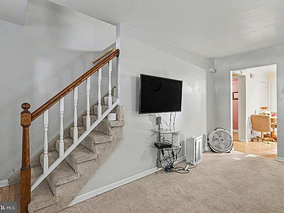 5th image of 719 Old Silver Spring Rd