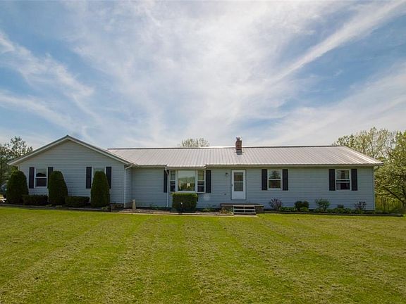 3rd image of 13590 Clover Lake Dr