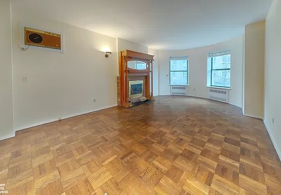 2nd image of 303 W 80th St APT 4A