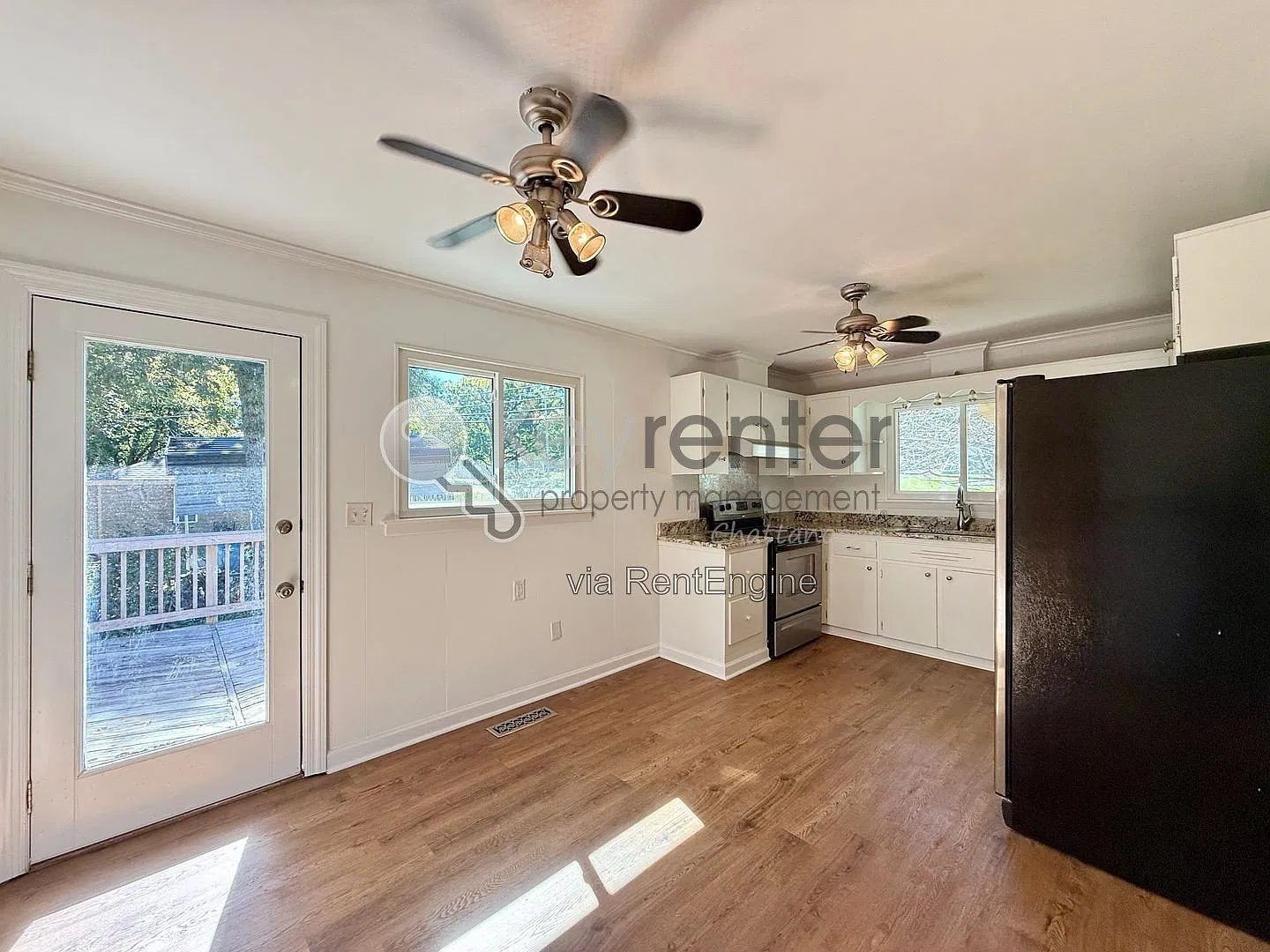 4 bed, 2.5 bath, 2318 sqft, $2,000 — Photo 4