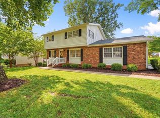 205 Fairway Dr, Eden, NC 27288