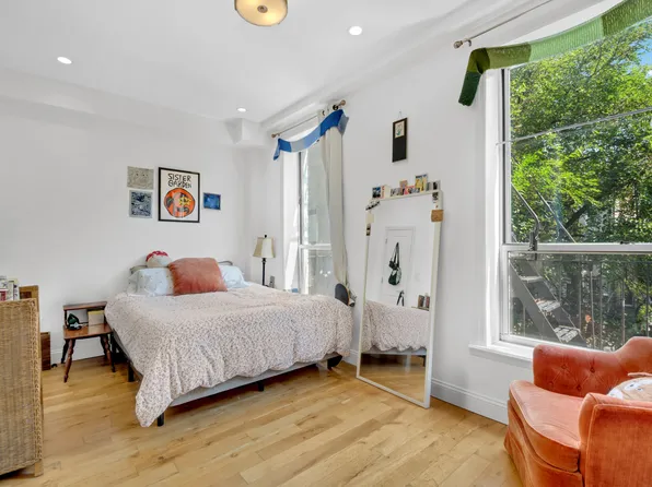 936a Lafayette Avenue image 9 of 15