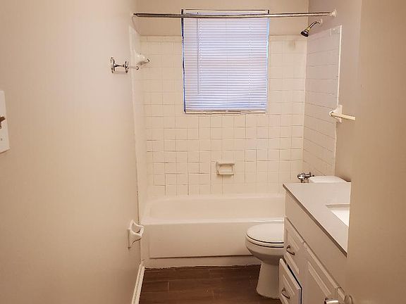 5th image of 3618 Edgefield Dr