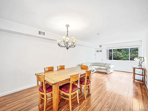 2nd image of 167 Pointe Circle N #167