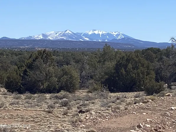 9696 Mineral Wells Rd, Williams, AZ 86046